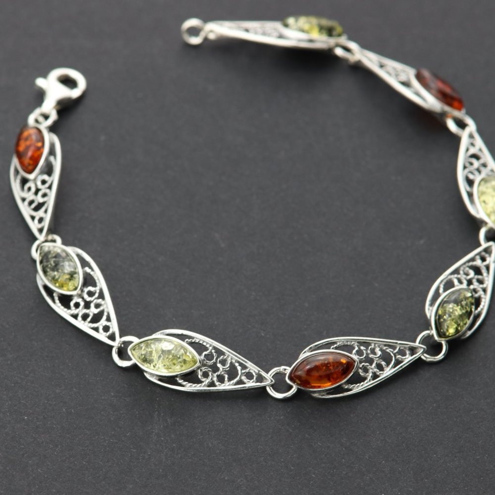 Sterling silver and natural Baltic amber link bracelet - Picture 5 of 13